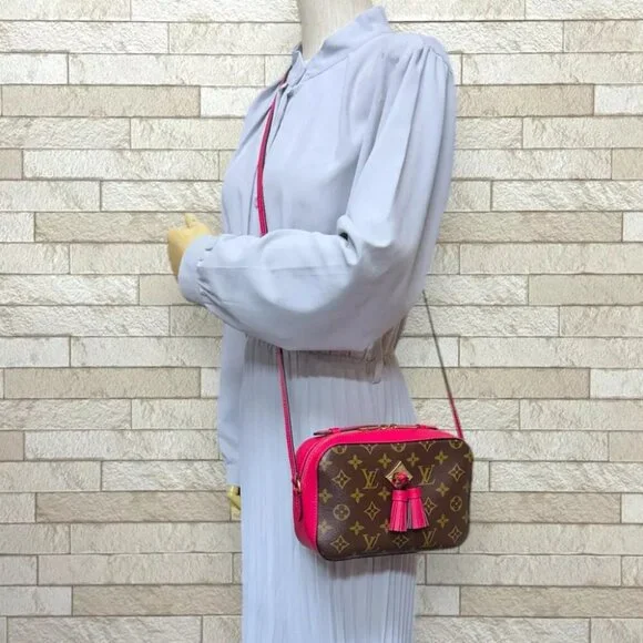 LOUIS VUITTON Shoulder Bag Cross Body Monogram canvas Saintonge used - Picture 2 of 7